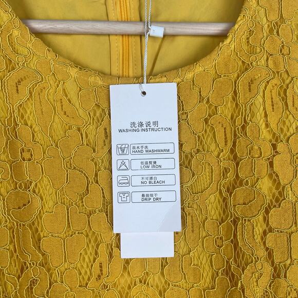 L4004 Unbranded Short Sleeve Flare Lace dress Size Large - Picture 2 of 9